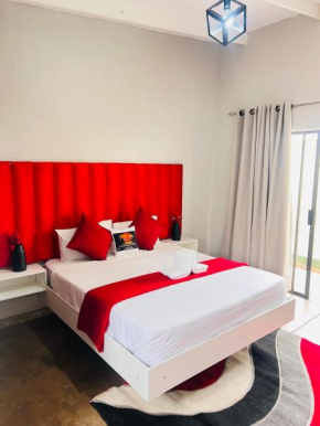 Lamamie Suite Lodge